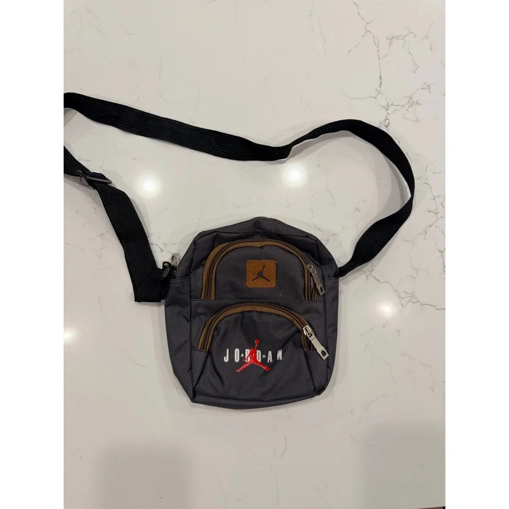Jordan Flight Bag Crossbody Shoulder Bag Mens Womens Small‎ Gray Travel Pouch